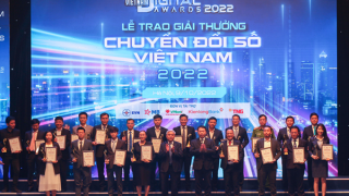Trung tâm Dữ liệu quốc gia về dân cư nhận giải thưởng Chuyển đổi số năm 2022