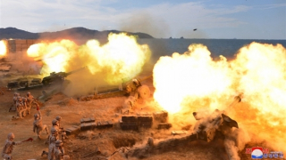 Triều Tiên công bố loạt ảnh tập trận, xác nhận "vật thể" bay qua Nhật Bản