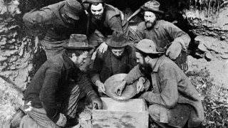 Hồ sơ cuộc thiên di tìm vàng lớn nhất thế giới