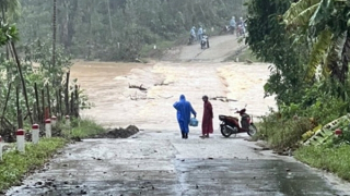 Bị lũ cuốn trôi, mất tích khi cố băng qua sông Nước Na