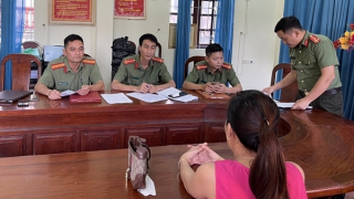 Đăng tin đồn ngân hàng vỡ nợ để câu view bán hàng, một facebooker bị triệu tập