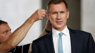 Bộ trưởng Tài chính Anh bị sa thải, cựu Ngoại trưởng lên thay thế?