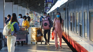 Đường sắt chạy 22 đôi tàu dịp Tết Quý Mão 2023