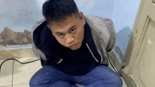 Giả xe ôm công nghệ, mò ra đường "rình mồi"