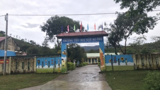 Cách chức hiệu trưởng “ém” tiền chế độ của giáo viên, học sinh