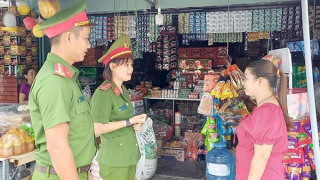 Về với Công an xã Quế Mỹ