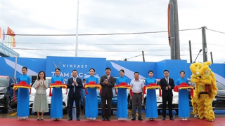 VinFast khai trương dịch vụ sạc xe điện tại hệ thống Petrolimex