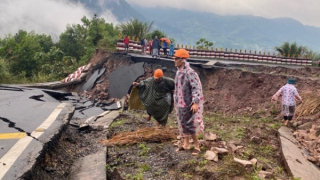 Khẩn trương khắc phục quốc lộ 15D đi cửa khẩu quốc tế La Lay