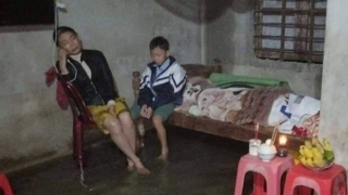 Lật ghe giữa cánh đồng ngập nước lũ, người đàn ông chết đuối thương tâm