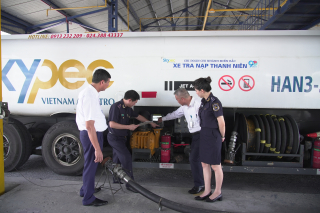 Xuất khẩu của Việt Nam sang Singapore đạt gần 3,4 tỷ USD