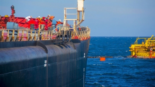 Petrovietnam tham gia vào việc bình ổn thị trường xăng dầu