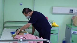 Bé gái mắc cúm A (H5) đang hồi phục sức khoẻ