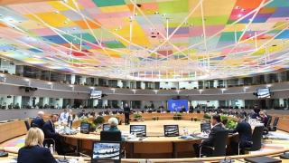 Một lộ trình gập ghềnh