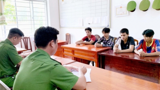 Trộm cáp viễn thông bán lấy tiền chơi game