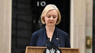 Sương mù bao phủ Phố Downing