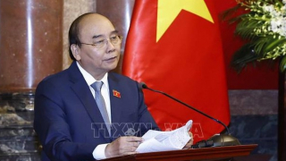 Chủ tịch nước gặp mặt Đoàn đại biểu điển hình tiên tiến tỉnh Vĩnh Long