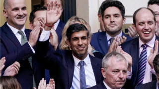 Rishi Sunak - Thủ tướng gốc Á đầu tiên của nước Anh là ai?