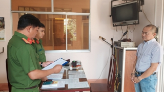 Khởi tố Giám đốc và nhân viên trung tâm đăng kiểm xe cơ giới vì nhận hối lộ