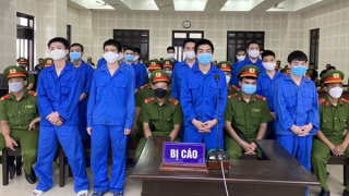 19 thanh thiếu niên cùng lãnh án về tội "Giết người"