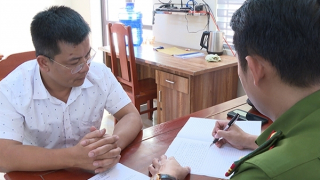 Khởi tố bắt tạm giam đối tượng chống người thi hành công vụ