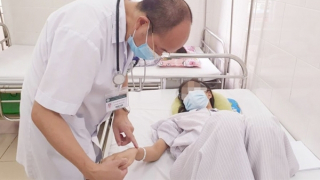 Sốt xuất huyết tiếp tục bùng phát mạnh, Hà Nội đã có 12 người tử vong
