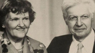 Đôi uyên ương điệp viên người Mỹ