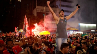 Từng ngồi tù, cựu Tổng thống Brazil trở lại ngoạn mục với chiến thắng bầu cử