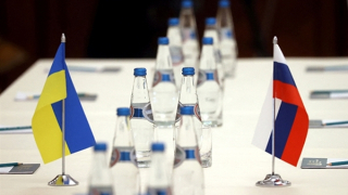 Chiến tranh không chỉ là tiếng súng