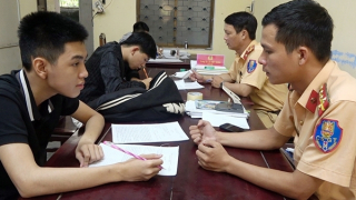 Xử lý nghiêm các nhóm “quái xế” trên đường phố Cố đô Huế