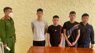 Bộ tứ vào tận nhà trọ, “bắt giam” con nợ khó đòi