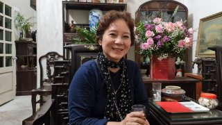 Thế giới "Vô cực" của họa sĩ Bùi Mai Hiên