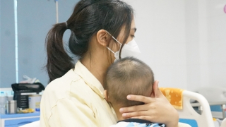 Dấu hiệu cảnh báo sốt xuất huyết nguy hiểm phải nhập viện