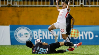 V.League 2022 và “bóng ma xin-cho”