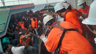 Cứu nạn kịp thời 303 công dân Sri Lanka trôi dạt trên vùng biển quần đảo Trường Sa