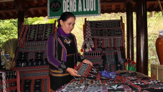 Già làng, trưởng bản chung tay giúp miền núi A Lưới giảm hộ nghèo