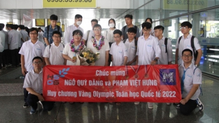 Bài 1: Nỗ lực không ngừng và hành trình đến với khoa học