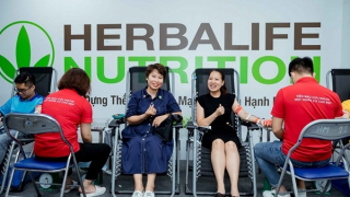 Thành viên độc lập và nhân viên Herbalife Việt Nam tham gia hiến máu tình nguyện