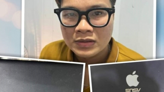 Xin vào công ty thử việc để trộm tài sản đi đánh bạc