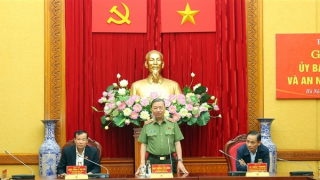 Đẩy mạnh hoàn thiện thể chế về bảo đảm ANTT, xây dựng lực lượng CAND theo tinh thần Nghị quyết 12