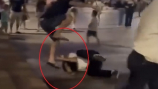 Triệu tập 7 đối tượng bán hàng rong đánh 2 người trên phố đi bộ Nguyễn Huệ