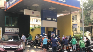 Xăng RON95-III tăng 1.111 đồng/lít