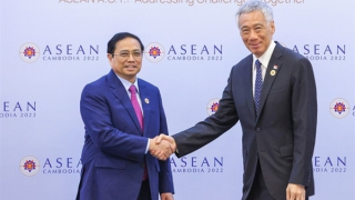 Thủ tướng gặp lãnh đạo Singapore, Australia