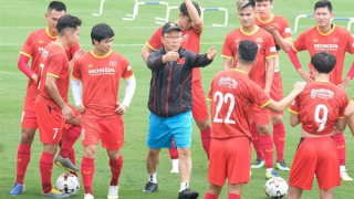 Chọn huấn luyện viên cho tuyển Việt Nam