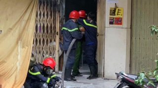 Bất cẩn trong lúc thay bình gas gây cháy quán cơm dưới chung cư