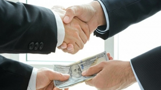 Đòi cả tình và 100 triệu đồng mới cho hưởng án treo