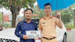 Đấu giá biển số xe: Đáp ứng nguyện vọng người dân và tăng thu ngân sách
