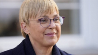 Thách thức nào đang chờ nữ Tổng thống đầu tiên của Slovenia?