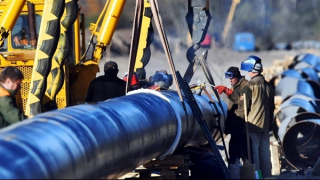 Nguồn cung dầu Nga sang các nước châu Âu qua tuyến Druzhba bị ngắt