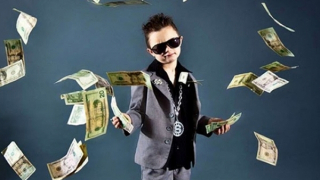 Bi hài chuyện “quý tử” vặt tiền cha mẹ