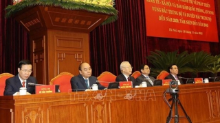 Phát triển kinh tế - xã hội, bảo đảm quốc phòng, an ninh vùng Bắc Trung Bộ và duyên hải Trung Bộ